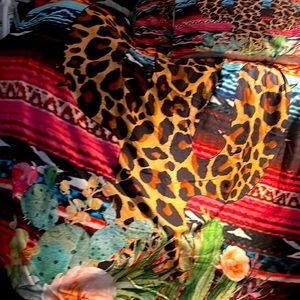 Full/Queen Duvet with 2 Shams Leopard cactus print. So cute